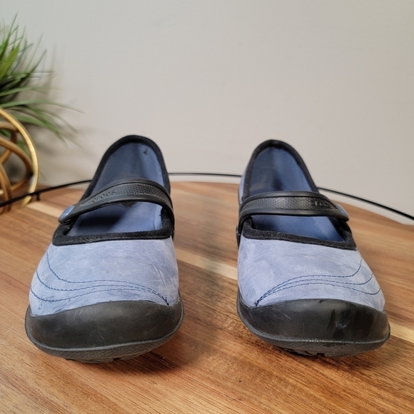 CROCS Mary Janes Blue Nubuck Leather Wrapped Shoes Flats Comfy Size 6 - Picture 9 of 17